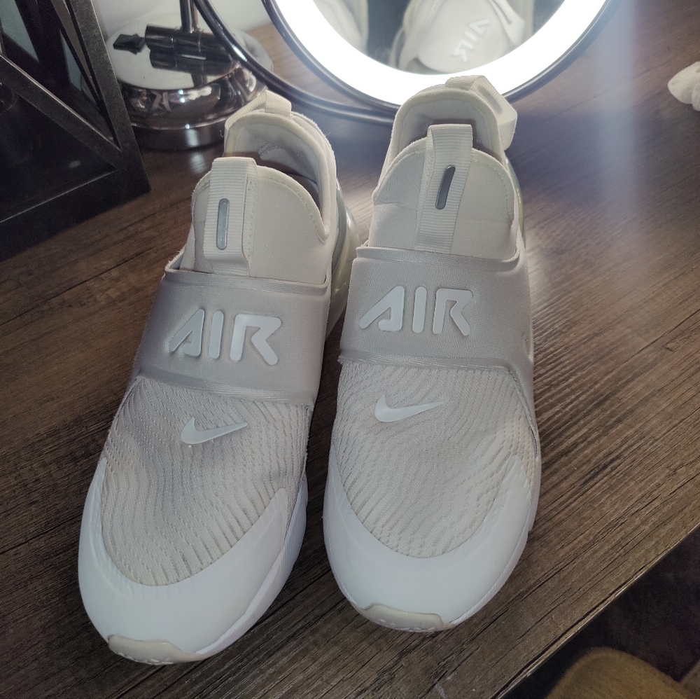 Size 6½ Nike air max